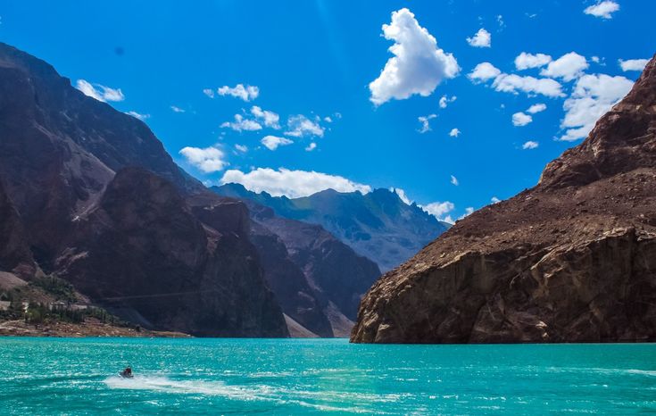 Attabad Lake – Gojal Valley, Gilgit Baltistan