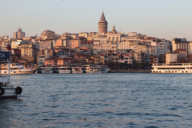 galata-4043037_640